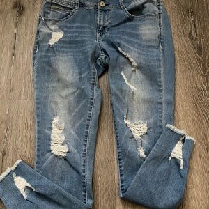 Wallflower Distressed Ankle Jeans in Blue